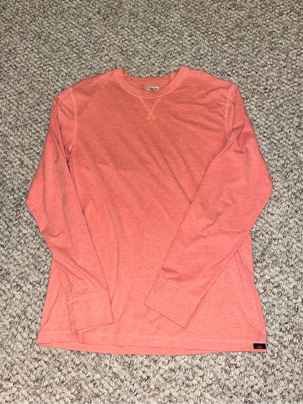 NWOT Faherty salmon Long Sleeve Crewneck- Medium